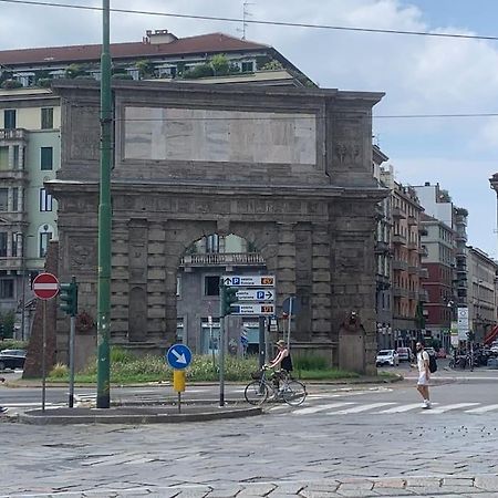Appartamento Porta Romana Milan Luaran gambar