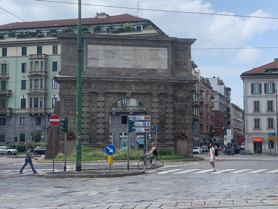 Appartamento Porta Romana Milan Luaran gambar