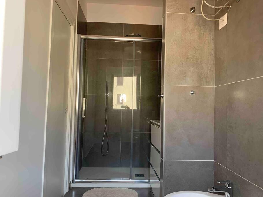 Appartamento Porta Romana Milan Luaran gambar